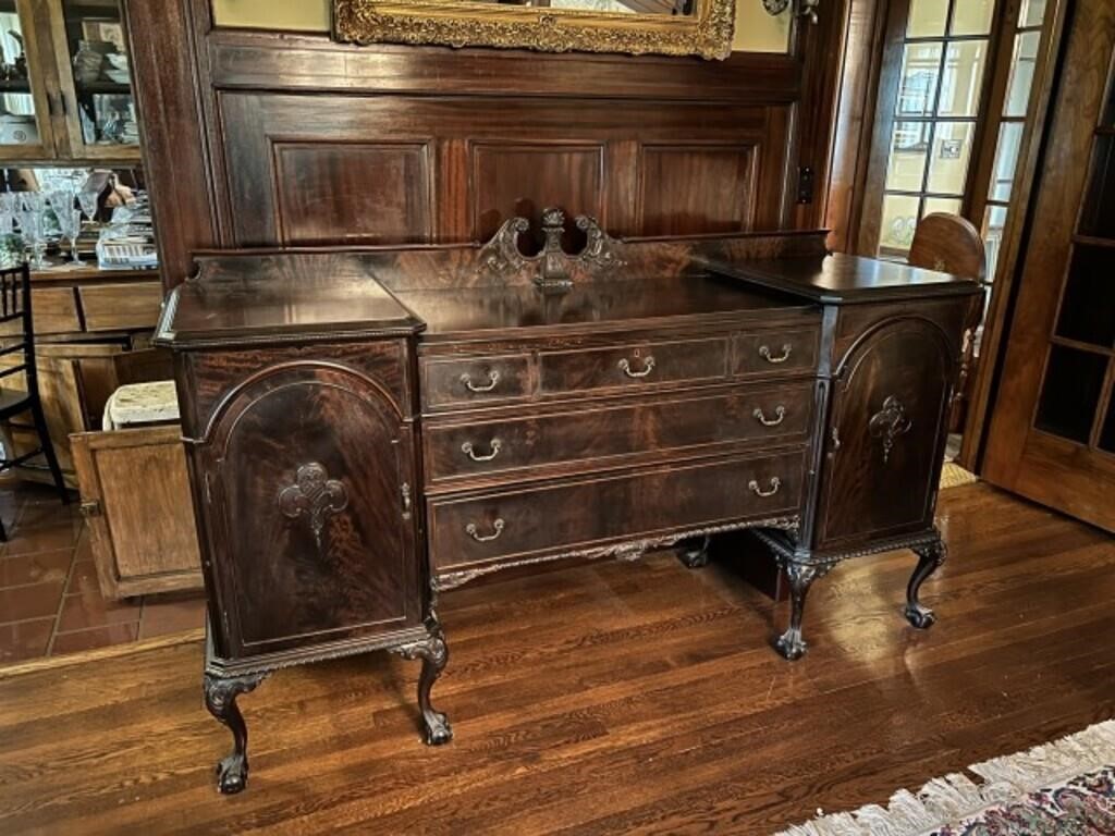 Beautiful 1930's Mahogany Chippendale Server 40"