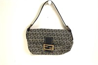 Fendi Beige/Navy Baguette Shoulder Bag