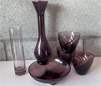 Vitnage Deep Purple Glass Items