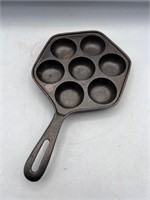 Small Cast Iron Skillet Biscuit Baker