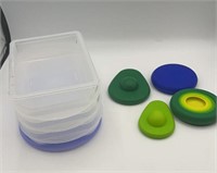 Foodhuggers & platic trays