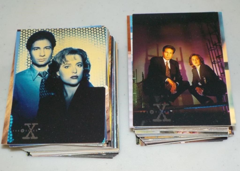 Lot of 2 X-Files card Sets