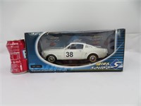 Ford Mustang 1965, voiture die cast 1:18 SOLIDO