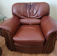 Q - COMFORTABLE EASY CHAIR (AS IS)(U2)