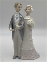 Lladro Porcelain Figurine Wedding Couple, Missing