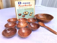8 Piece MCM Peanut Bowl Set in Box