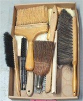 BRUSHES AND BROOMS