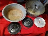 Vintage Metal KitchenWare, Bundt, Pan, Towel Holds