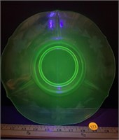 Uranium Glass Plate (10.5" diam)