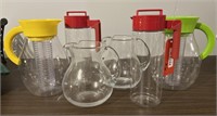 Glass & Plastic Pitchers