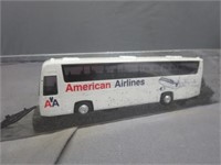 Praline 1/87 American Airlines Bus Model