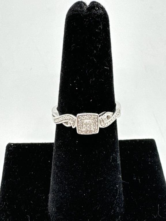 Diamond and Silver 925 Ring Size 6.5