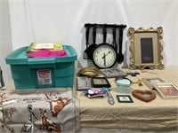 10 Gal Tote/lid, Picture Frames, Wall Clock,