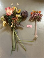 Huge fake flowers lot and more