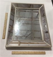 Mirror 20.5 x 16.5in - Cracks