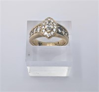 Beautiful Underwood's 14K Gold Diamond Ring