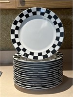 Signature Stoneware Black & White Plates