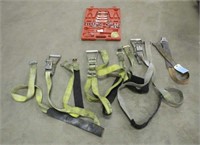 (3) Ratchet Straps & Incomplete Socket Set