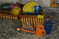 562: all in one picnic basket nib