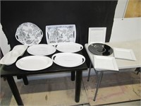 BLACK & WHITE DISHES