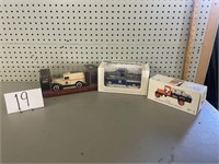 COLLECTOR TOY TRUCKS