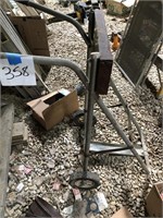 Boat motor stand