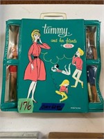 Tammy and her friends, Doll Set