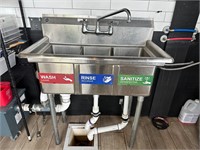 3 Compartment Sink w/ Faucet