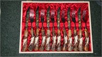 Beautiful 12 piece fork and knife set