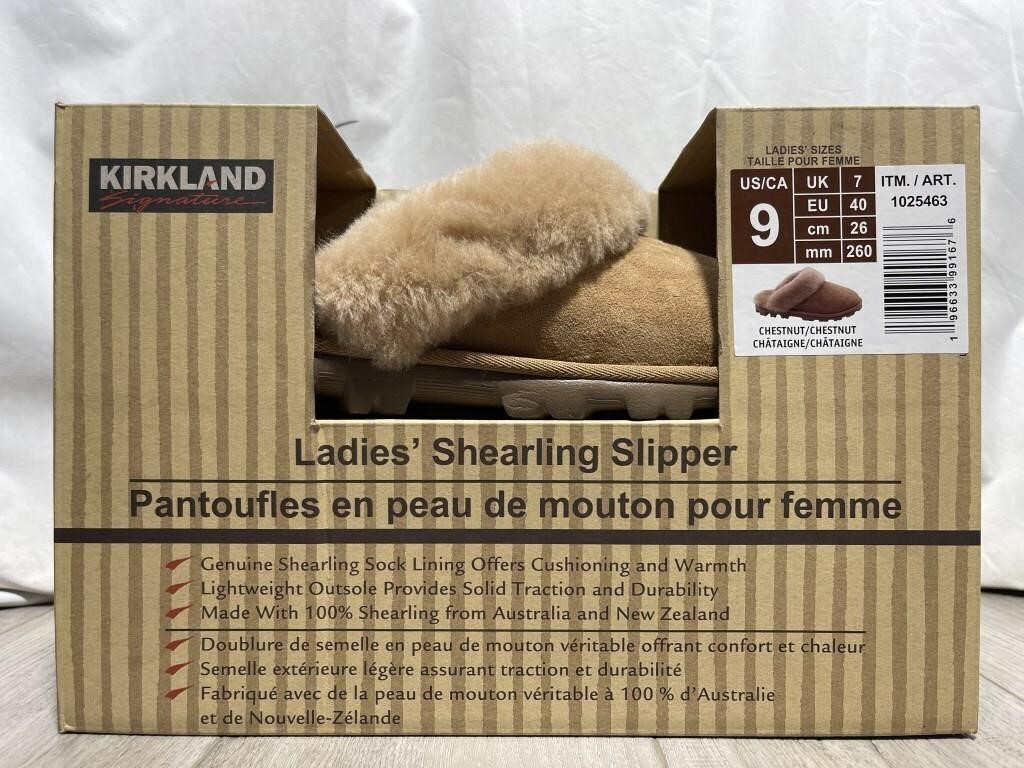Signature Ladies Shearling Slippers Size 9