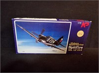 MODEL AIRPLANE NEW IN BOX