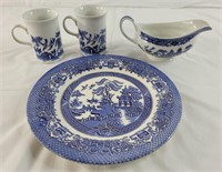 Blue Willow Made In England mixed set including