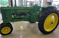 1941 John Deere "B" Tractor Completely Restored!!