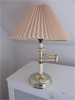 BRASS TABLE LAMP 18" TALL