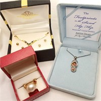 Swarovski Necklace & Boxed Jewelry