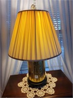 ASIAN DESIGN BRASS TABLE LAMP W/SHADE