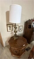 Octagon Table & Table Lamp