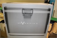 Yeti V-Series Stainless Steel