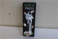 Kitchen Tools Premium Garlic Press