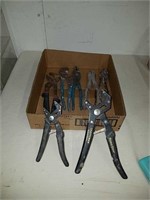 Group of pliers includes Craftsman and others