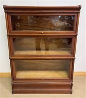 NICE 1910 MAHOGANY THREE STACK BOOKCASE