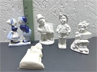 Delft Kissing Boy & Girl and Set of 4 Ready to