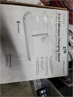 UbioLabs 3 in 1 wireless charging stand iphone