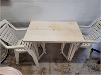 PVC TABLE AND 2 CHAIRS