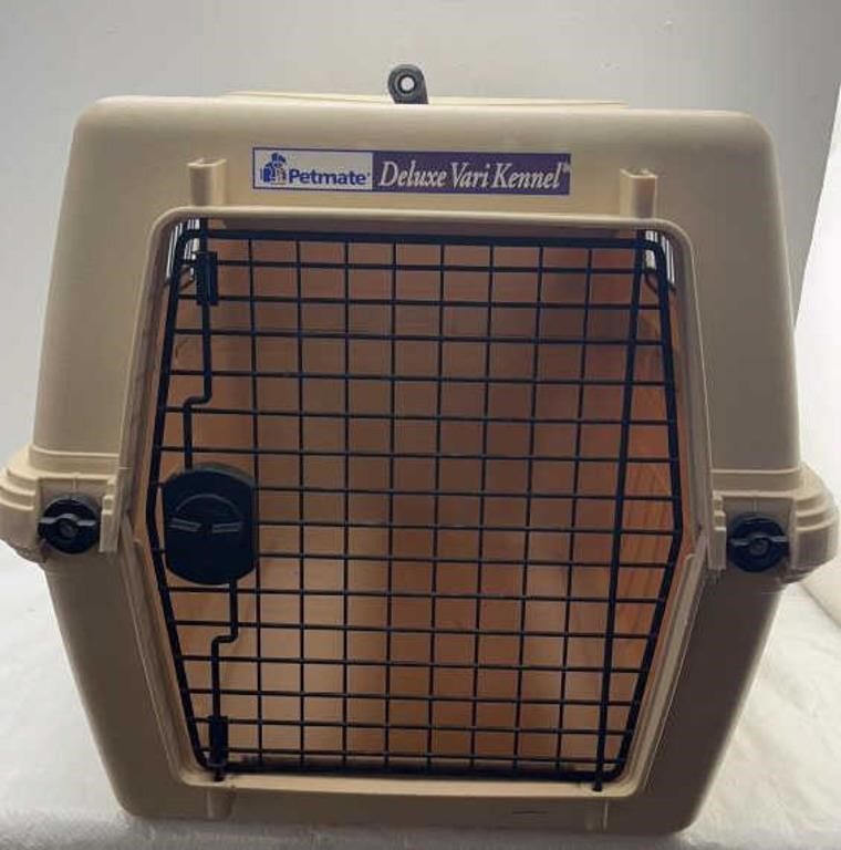 Petmate Deluxe Vari Kennel Pet Cage 21x20x27in