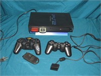 Sony Playstation 2 w/ 2 Controllers