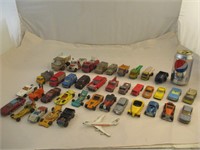 Gros lot de voitures DINKY TOYS & autres