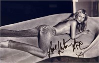 Autograph COA Kate Moss Photo