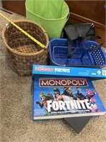 Group light with fortnight, Monopoly game and