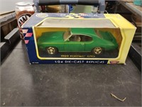 1:24 '69 Pontiac GTO Die Cast Car Motor Max